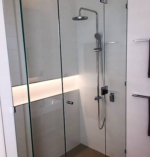 New Build 11 - shower